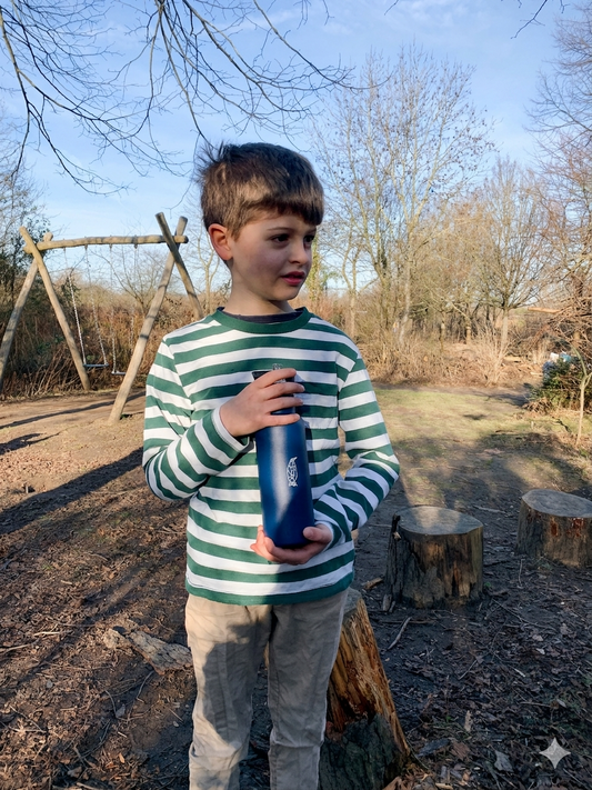 Geometric Penguin Stainless Steel Bottle – Modern Design, All-Day Hydration